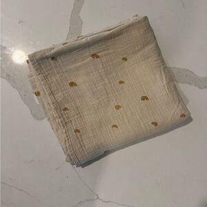 Mushie Swaddle Neutral Rainbow Swaddle One‎ Size Kyte Baby Caden Lane